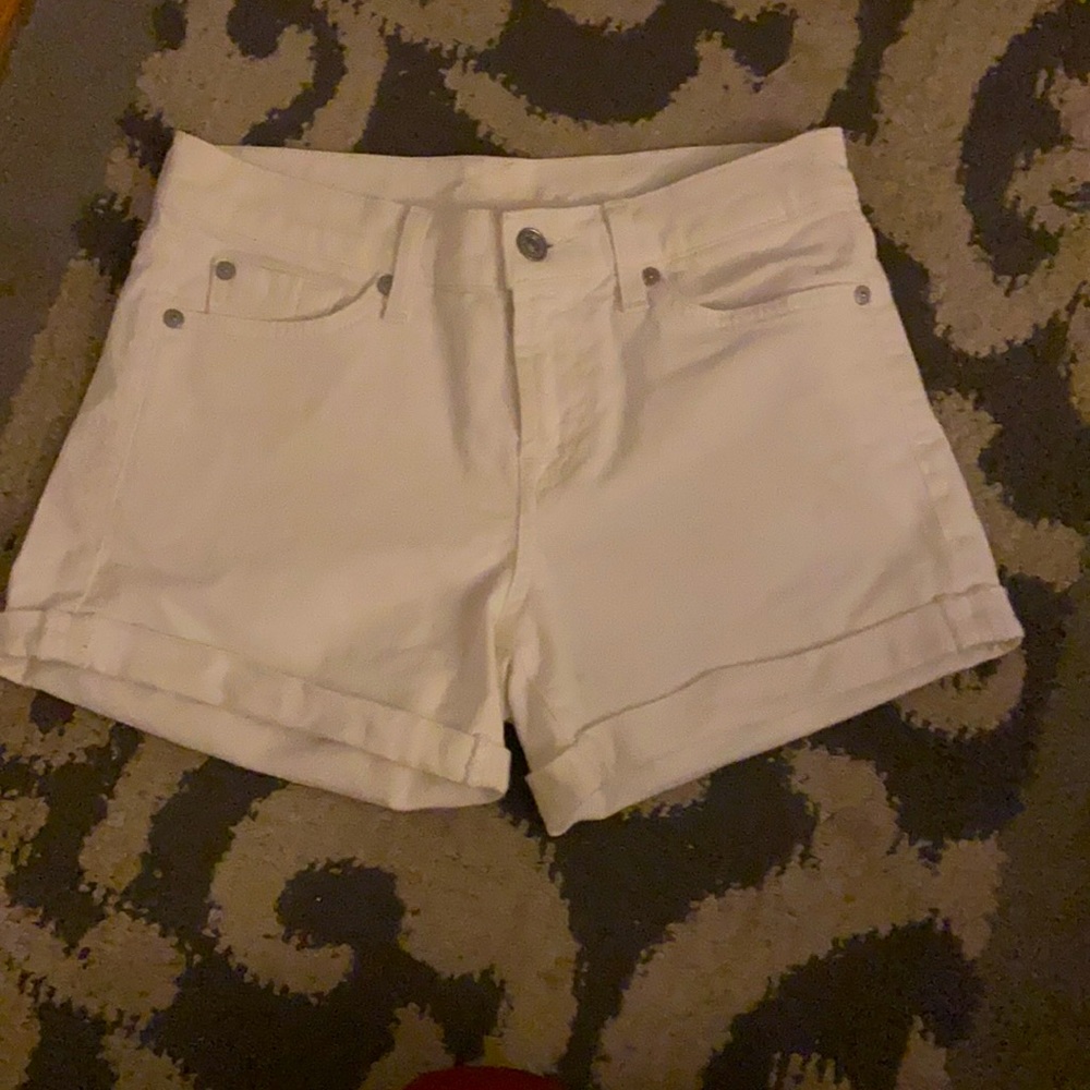 White 7 for all mankind shorts